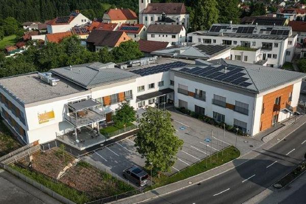 Hausansicht Pflegezentrum Yspertal
